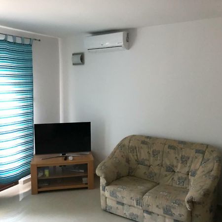 Apartments Volarevic Blace Luaran gambar