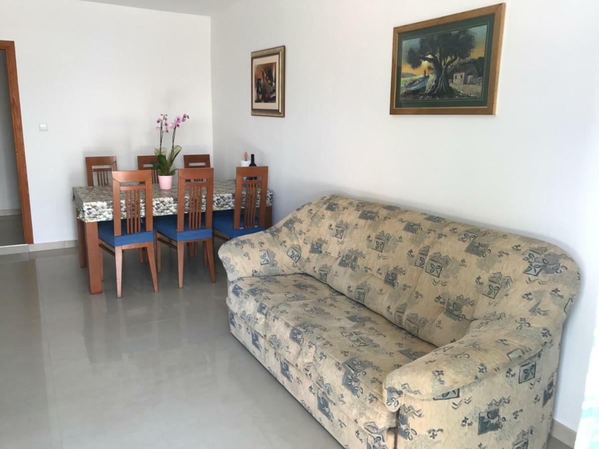 Apartments Volarevic Blace Luaran gambar